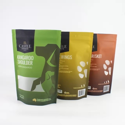 Op maat gedrukt hervergrendelbaar folie Ziplock zakken Plastic verpakking Stand Up pouch voor honden Treat pet food pakket met venster