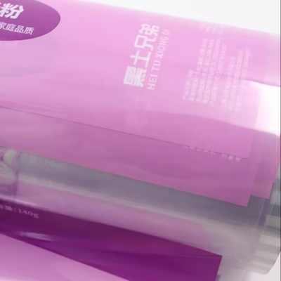 Hoogwaardige voedselkwaliteit heldere plastic filmrol voor verpakking Persoonlijk afdrukken Verpakking LDPE/OPP/PE Verpakkingsrolfilm