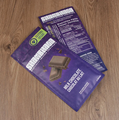 Op maat gedrukte voedselkwaliteit glanzende bevroren zak 3 zijden verzegeld herbruikbare ziplock zakken aluminiumfolie Mylar zakken voor chocolade