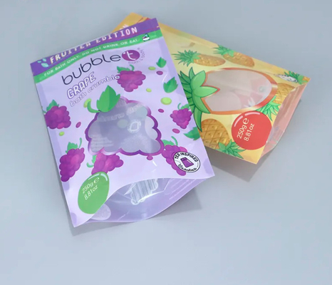 Op maat gedrukte, rechtopstaande, hervergrendelbare plastic verpakkingszakken met ziplock, met helder raam, voor body scrub en badzoutverpakking.