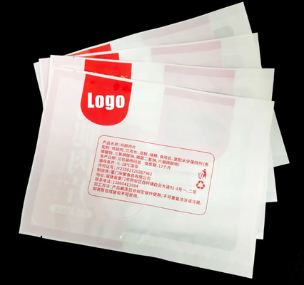 Aangepaste bedrukt logo vlees Pe nylon traan inkeping heldere warmteafdichtingverpakkingszakken voedselkwaliteit vacuümafdichtingszakken