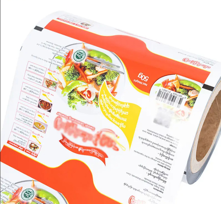 Op maat gedrukt Automatische verpakkingsfilm Aluminiumfolie Print Kippoeder Kruiden Snacks Chips Voedselverpakkingsrolfilm