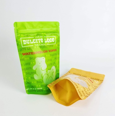 Verticale hersluitbare matte afgewerkte voedselveilige snack snoepzak met transparant venster